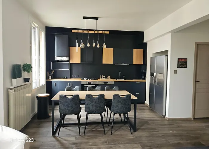 Appart 3 Chambres Avec Terrasse 18M - 8 Pers - 1 Place De Parking