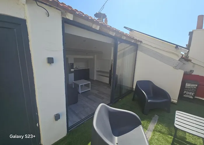 Appart 3 Chambres Avec Terrasse 18M - 8 Pers - 1 Place De Parking
