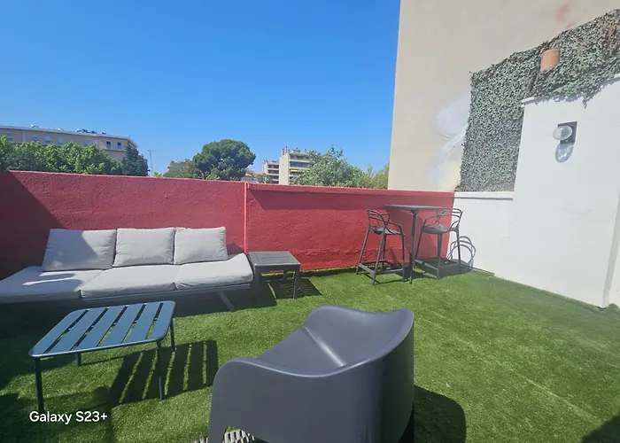 Appart 3 Chambres Avec Terrasse 18M - 8 Pers - 1 Place De Parking