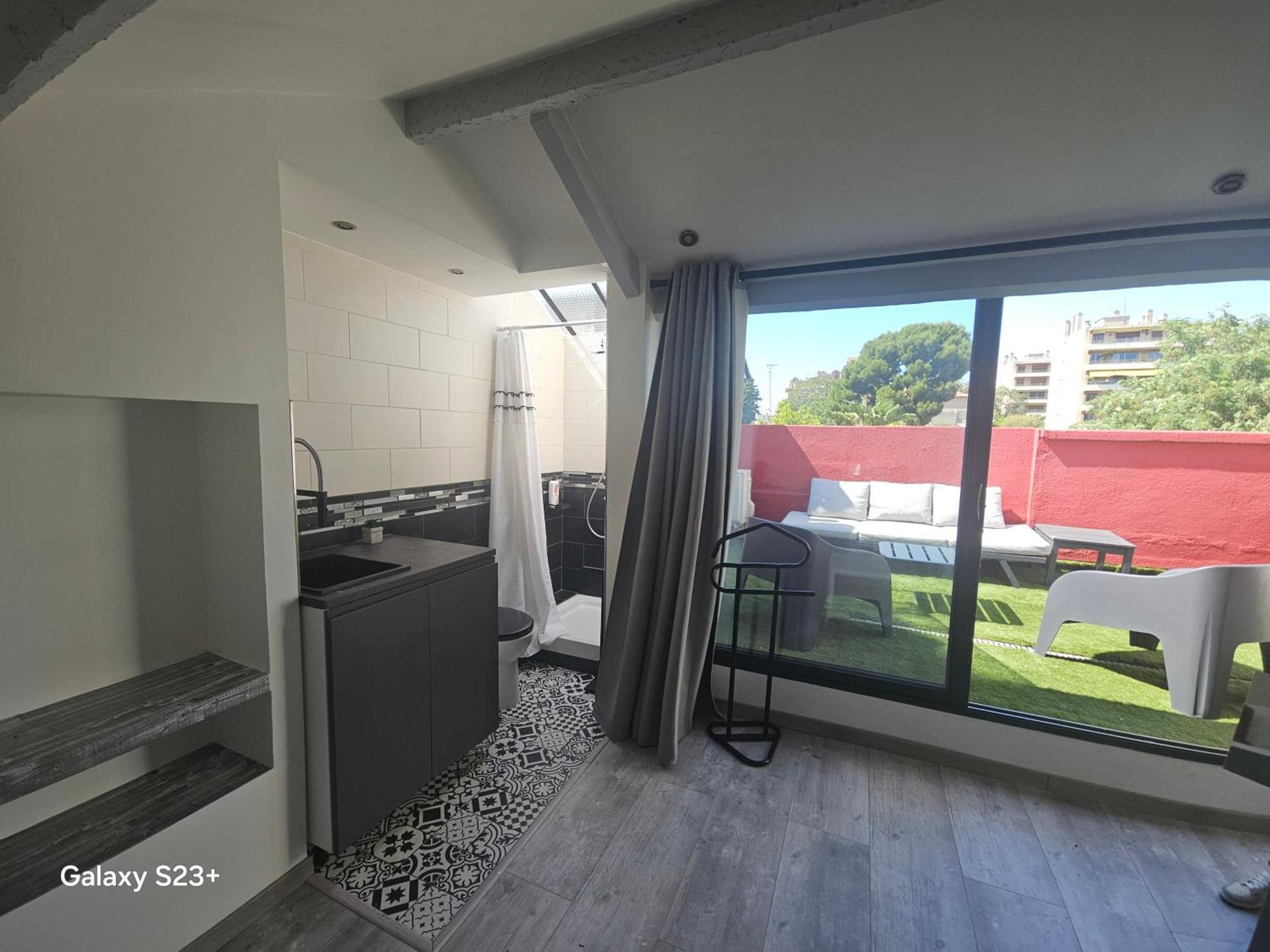 Apartment 3 Avec Terrasse 18m - 8 Pers - 1 Place De Parking *